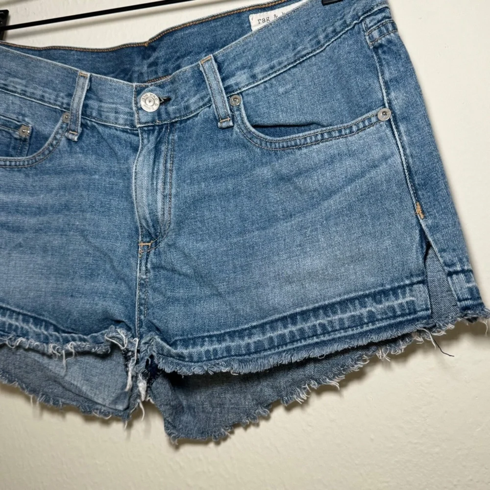 Rag & Bone Cut Off Jean Shorts Women's Size 29 Blue Denim Distressed Festival